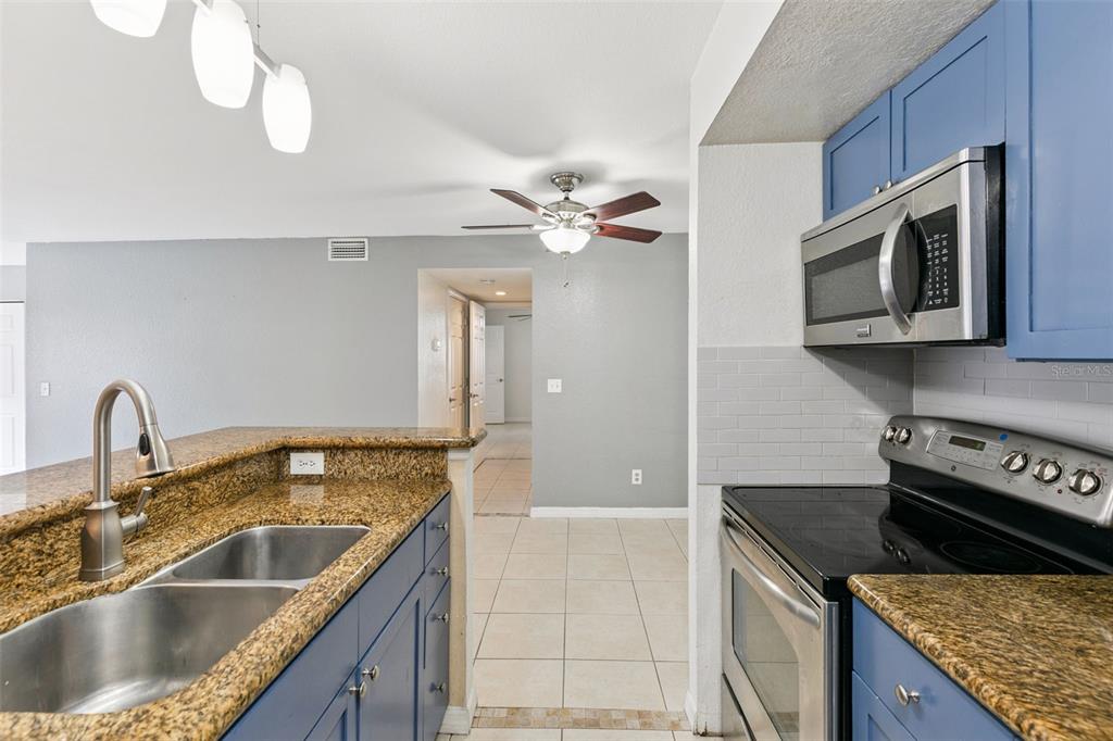 5112 Conroy Road, Unit 311 Orlando, FL 32811 - Photo 7 of 16