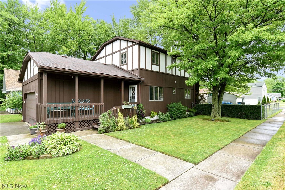 5631 Lear Nagle Road North Ridgeville, OH 44039 - Photo 1 of 34