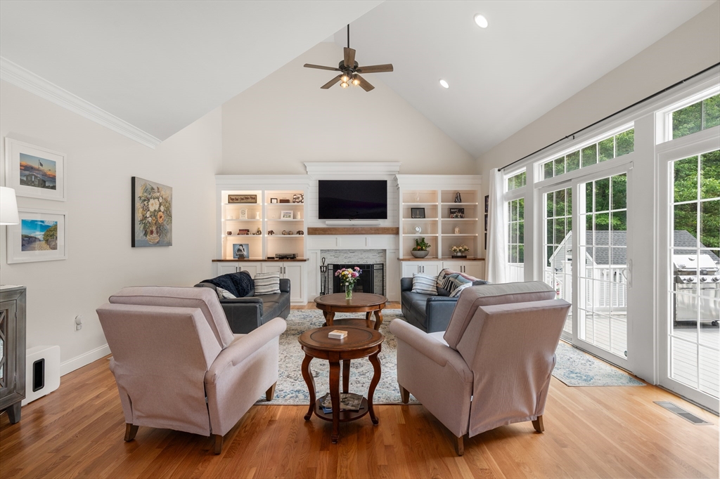 320 High Plain Road Andover, MA 01810 - Photo 4 of 43 Gallery Image 4