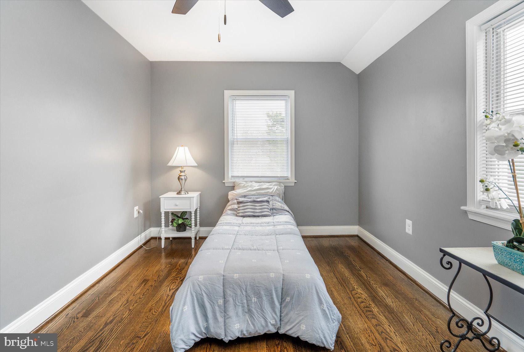 975 North Hill Road Baltimore, MD 21218 - Photo 14 of 42