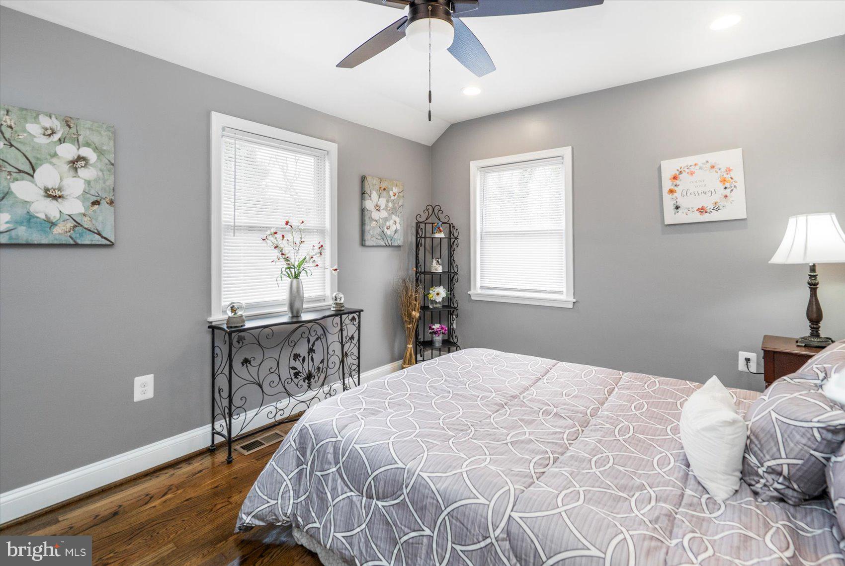 975 North Hill Road Baltimore, MD 21218 - Photo 16 of 42