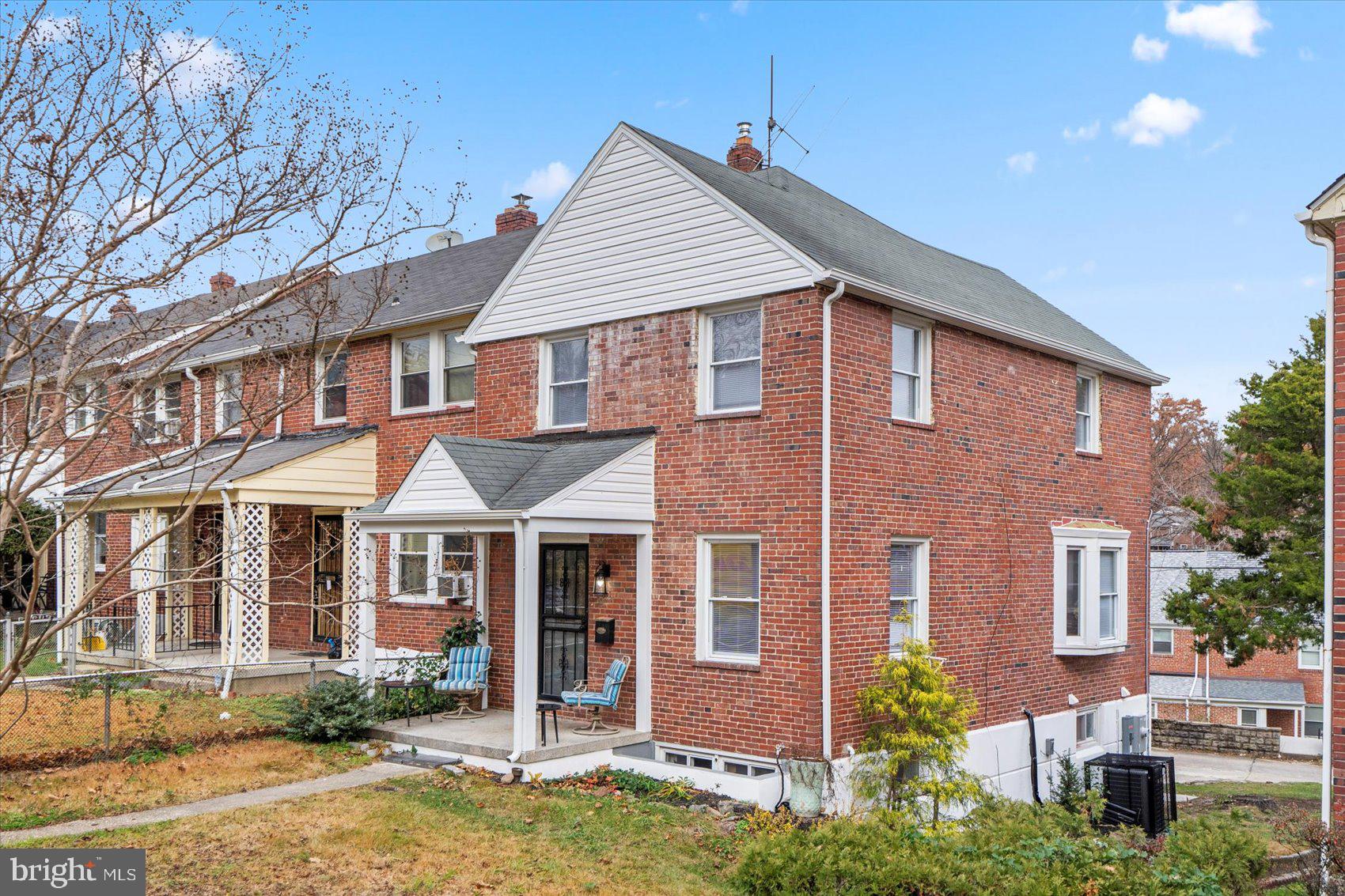 975 North Hill Road Baltimore, MD 21218 - Photo 2 of 42