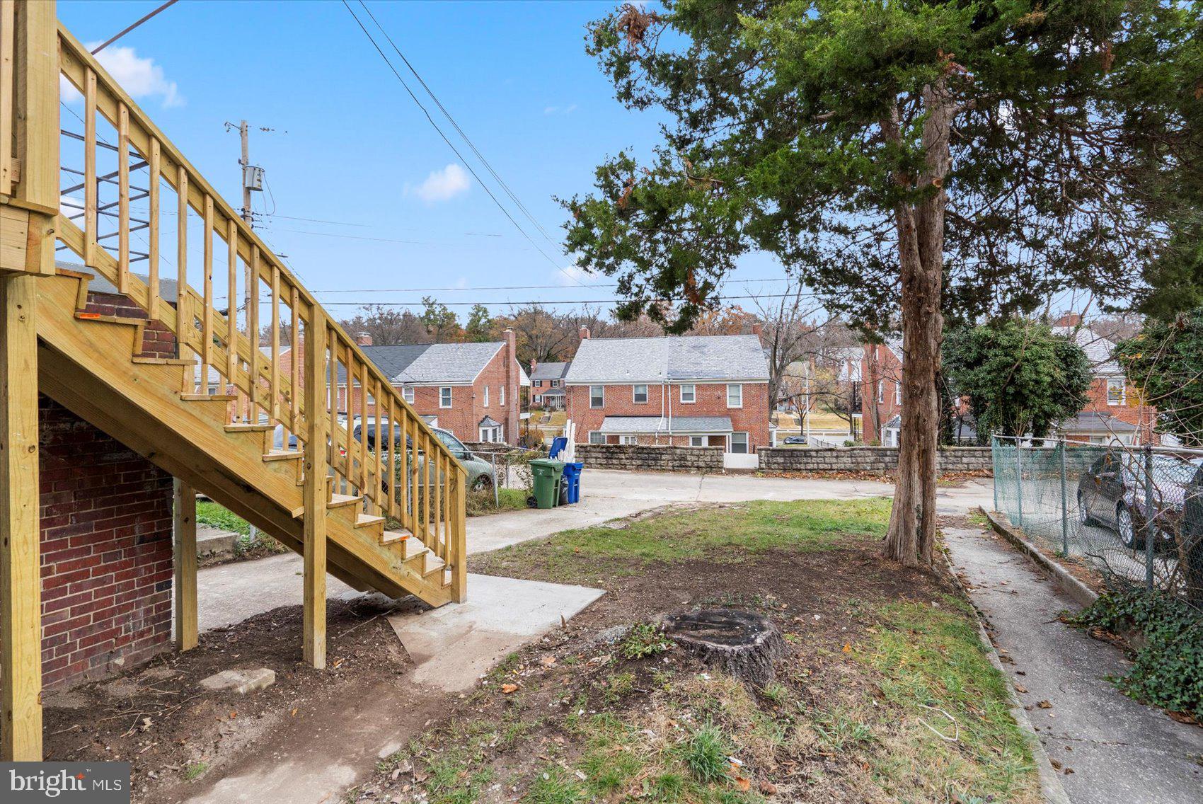 975 North Hill Road Baltimore, MD 21218 - Photo 5 of 42