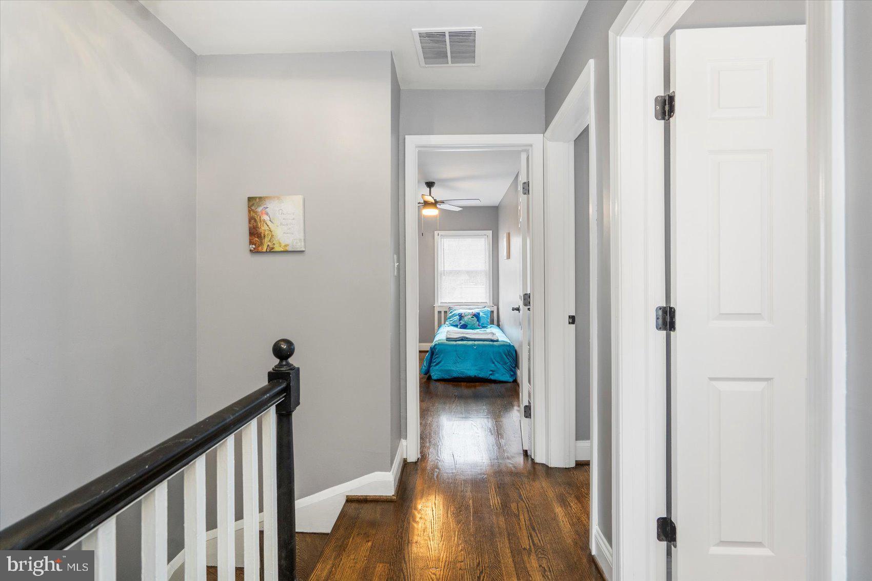 975 North Hill Road Baltimore, MD 21218 - Photo 9 of 42