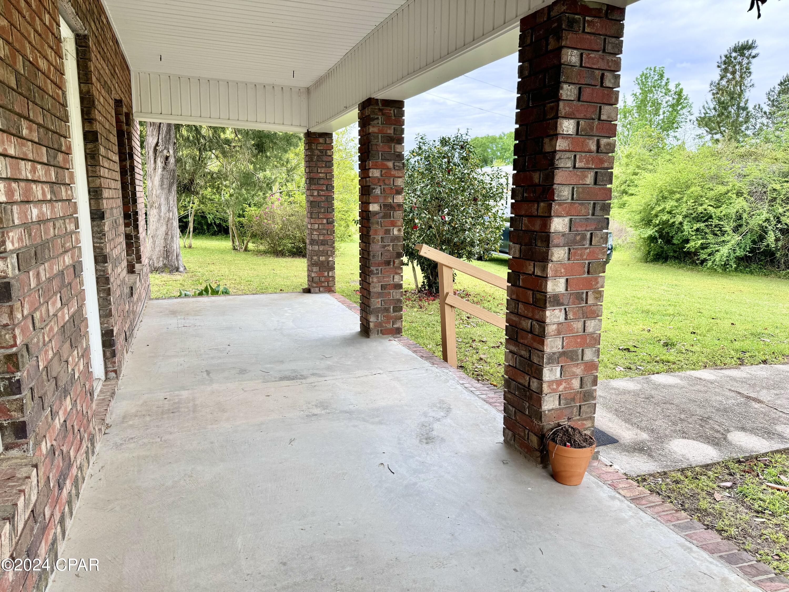 2665 Orange Hill Road Chipley, FL 32428 - Photo 4 of 28