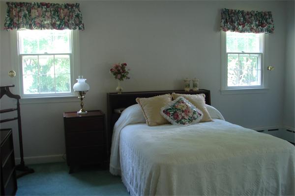 794 George Hill Road Lancaster, MA 01523 - Photo 12 of 24 Gallery Image 12