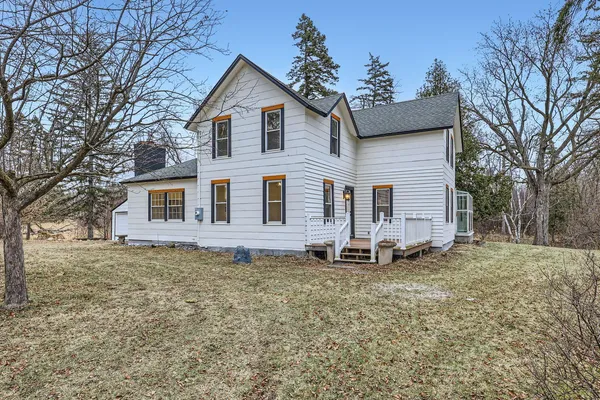 $4,000 | 1300 County Road 6, Orono, MN 55356