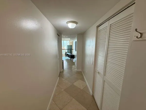 $2,990 | 41 Southeast 5th Street, Unit 1505, Miami, FL 33131