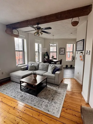 $1,950 | 26 Beacon Street, Unit 4, Chelsea, MA 02150