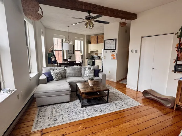 $1,950 | 26 Beacon Street, Unit 4, Chelsea, MA 02150