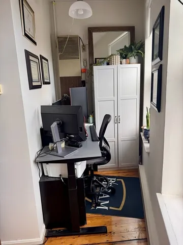 $1,950 | 26 Beacon Street, Unit 4, Chelsea, MA 02150