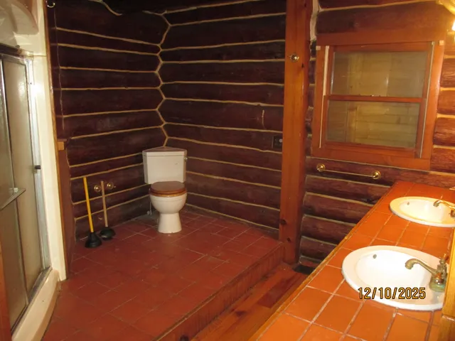 $289,900 | 9500 Gilbert Road, Pittsford, MI 49271