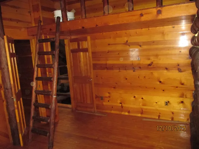 $289,900 | 9500 Gilbert Road, Pittsford, MI 49271