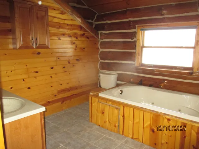 $289,900 | 9500 Gilbert Road, Pittsford, MI 49271