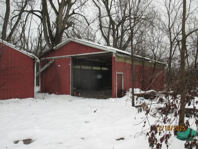 $289,900 | 9500 Gilbert Road, Pittsford, MI 49271