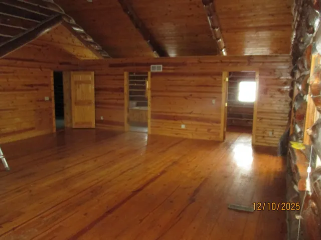 $289,900 | 9500 Gilbert Road, Pittsford, MI 49271