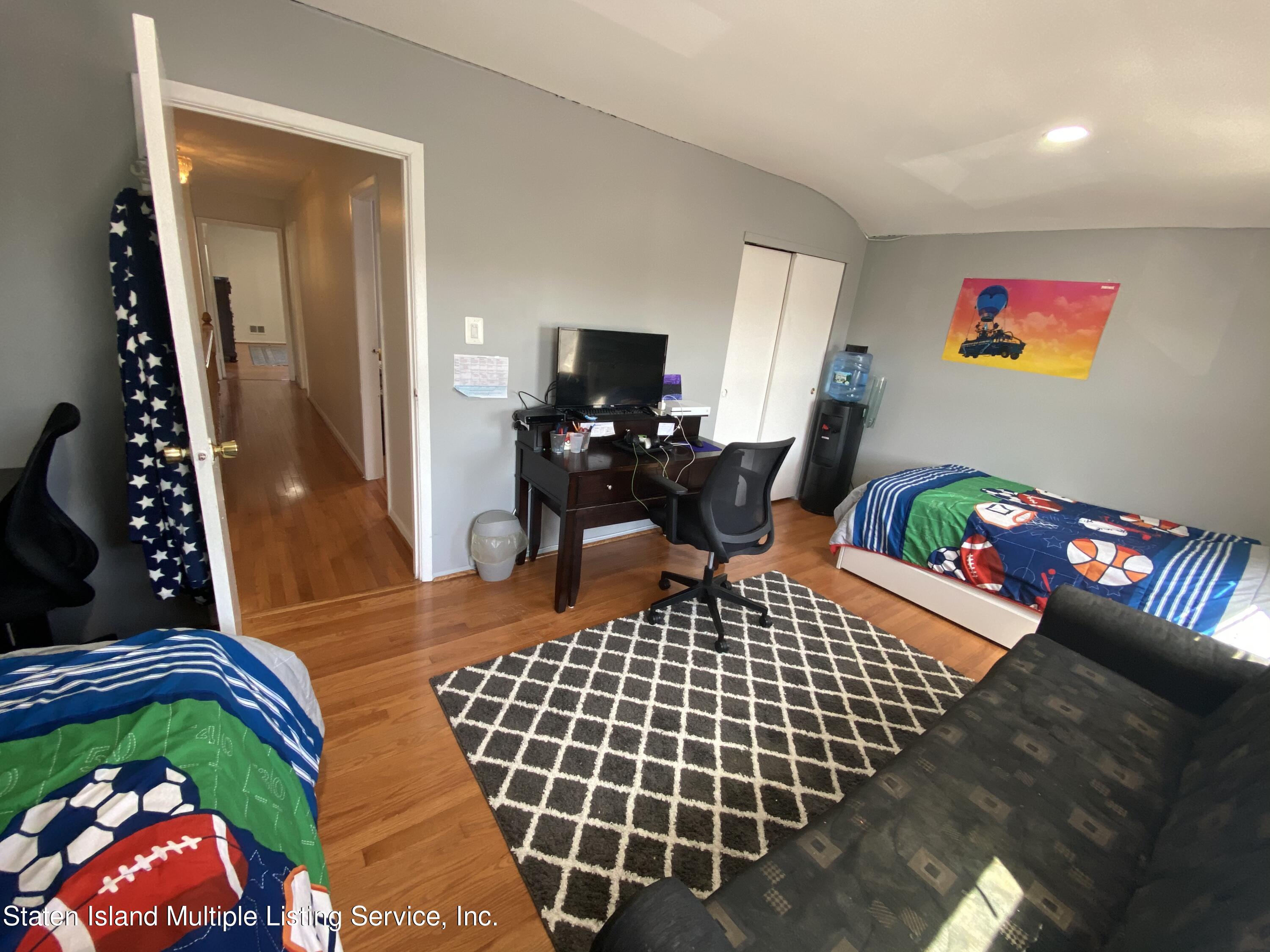 23 Ebey Lane Staten Island, NY 10312 - Photo 20 of 58 F7D8EF40-815F-4EAA-9006-F273D0DBD869