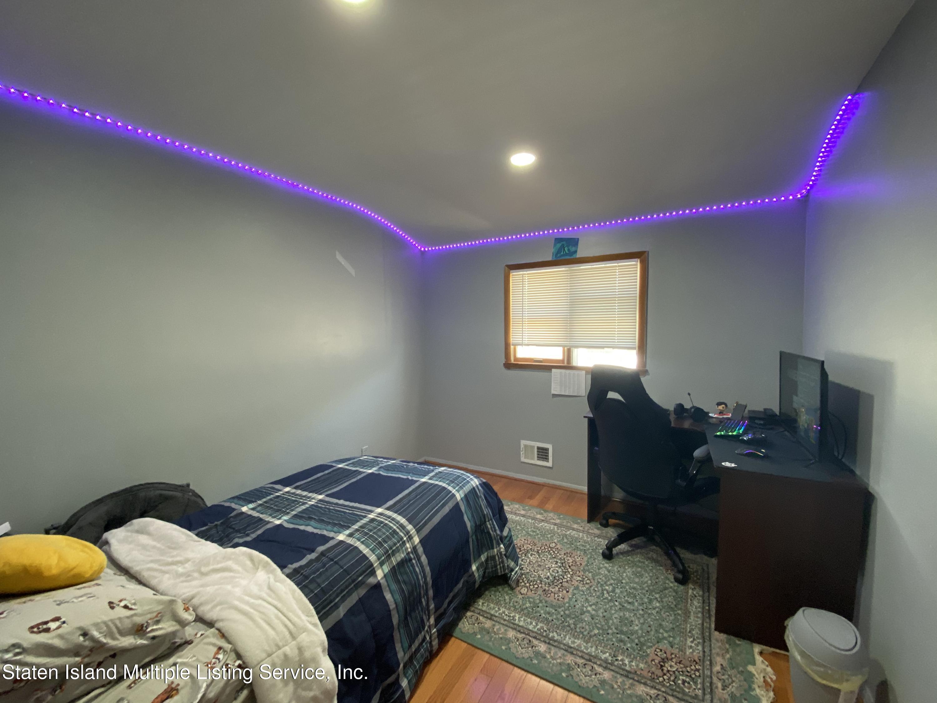 23 Ebey Lane Staten Island, NY 10312 - Photo 21 of 58 A7B29B5C-EAB1-4D3D-9C15-75032E7F6551