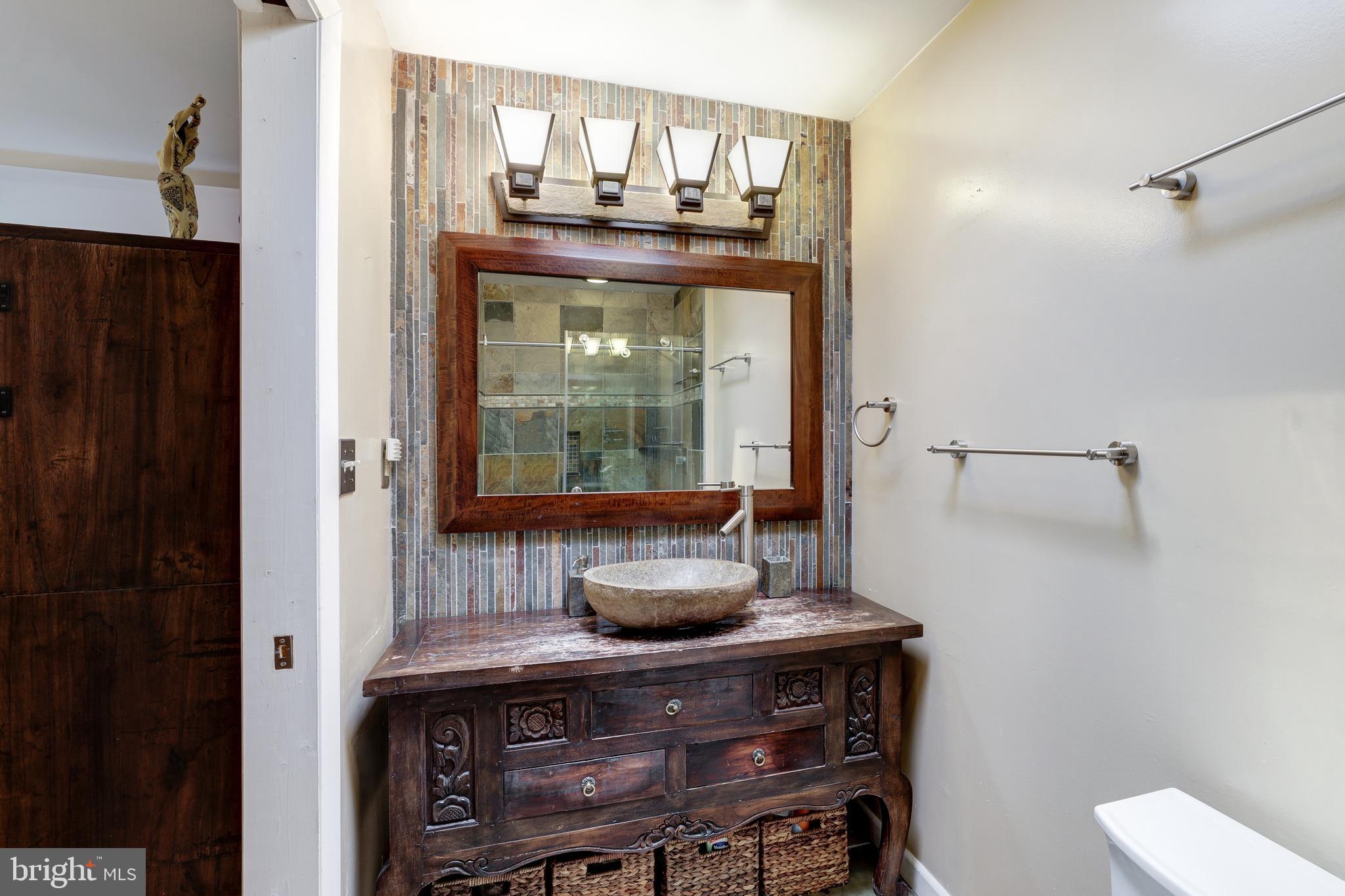 1407 Aldenham Lane Reston, VA 20190 - Photo 35 of 56