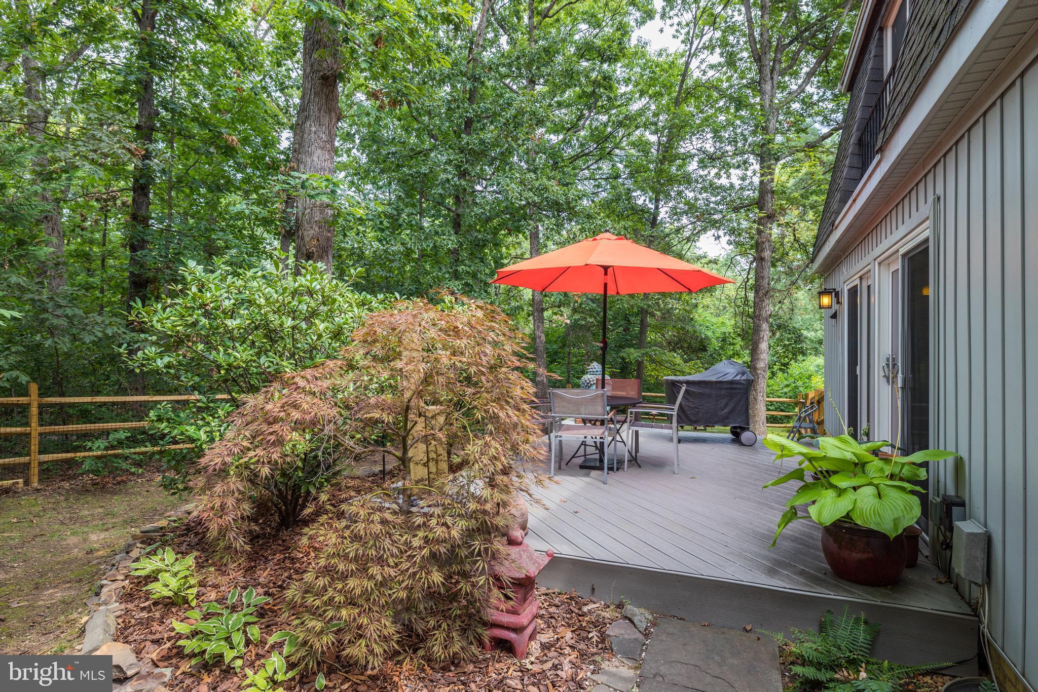 1407 Aldenham Lane Reston, VA 20190 - Photo 44 of 56 Beautifully landscaped backyard
