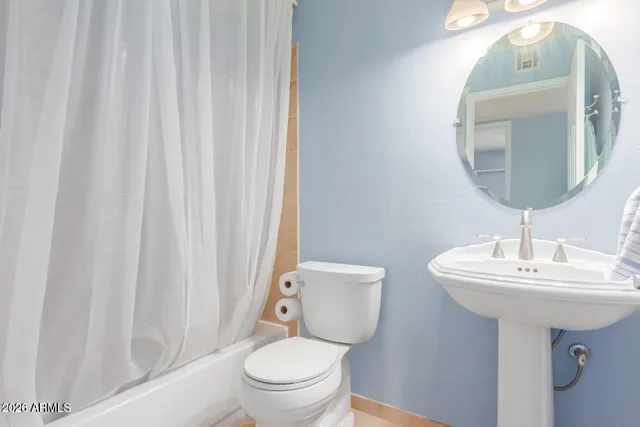 $2,195 | 4101 East Walatowa Street, Phoenix, AZ 85044