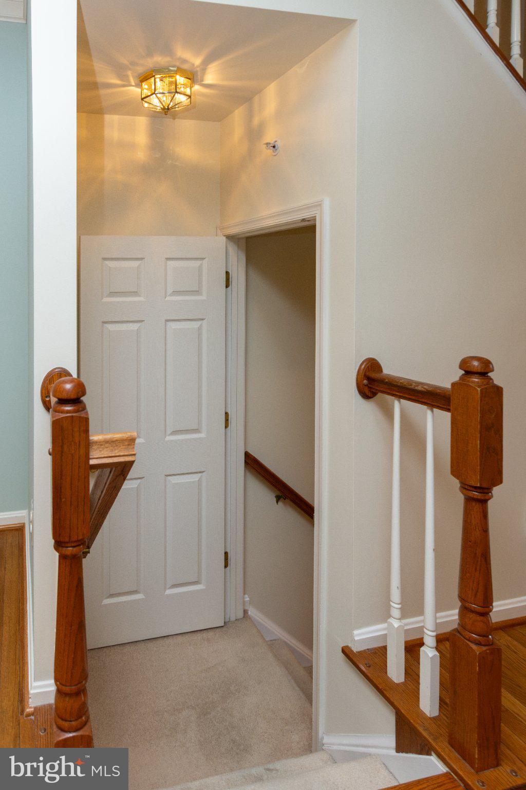 18818 Broken Oak Road Boyds, MD 20841 - Photo 9 of 25 Gallery Image 9