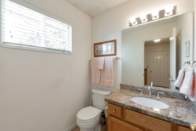 1386 West Bristol Ridge Road West Jordan, UT 84088 - Photo 18 of 30