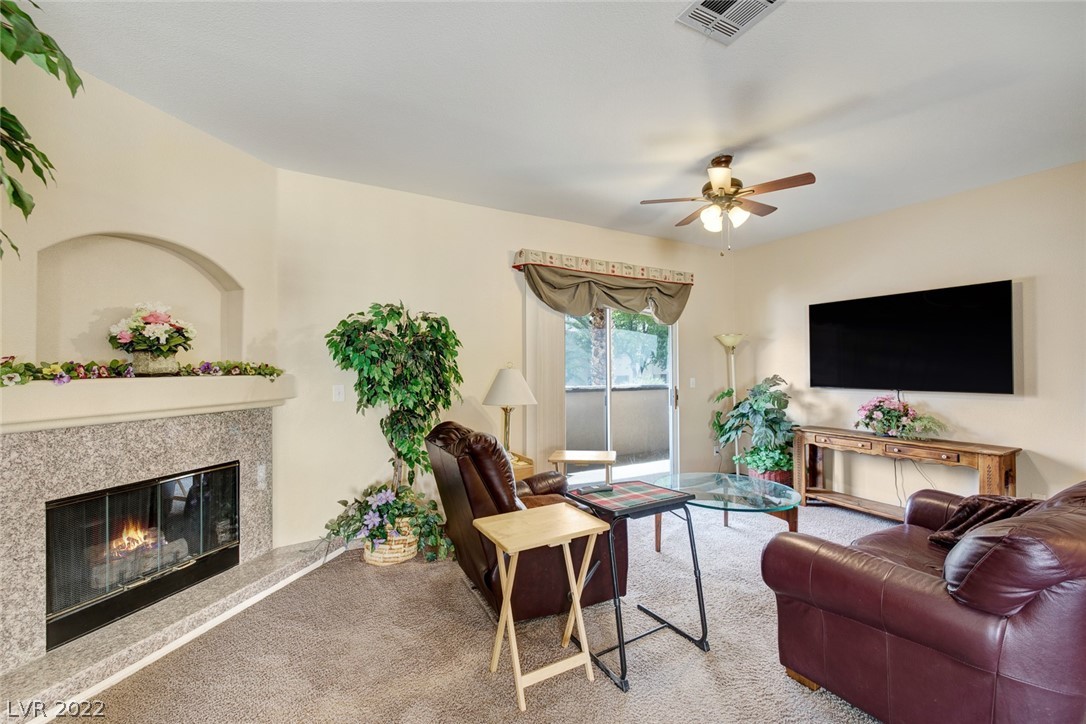2050 West Warm Springs Road, Unit 822 Henderson, NV 89014 - Photo 13 of 34 Gallery Image 13