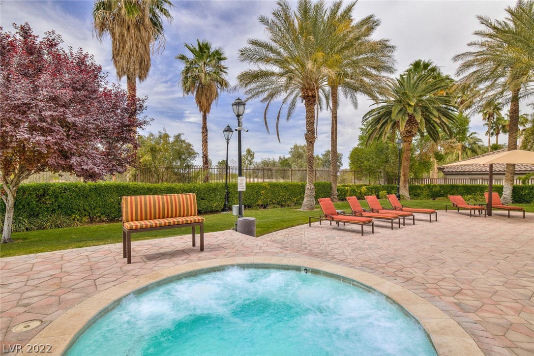 2050 West Warm Springs Road, Unit 822 Henderson, NV 89014 - Photo 31 of 34 Gallery Image 31