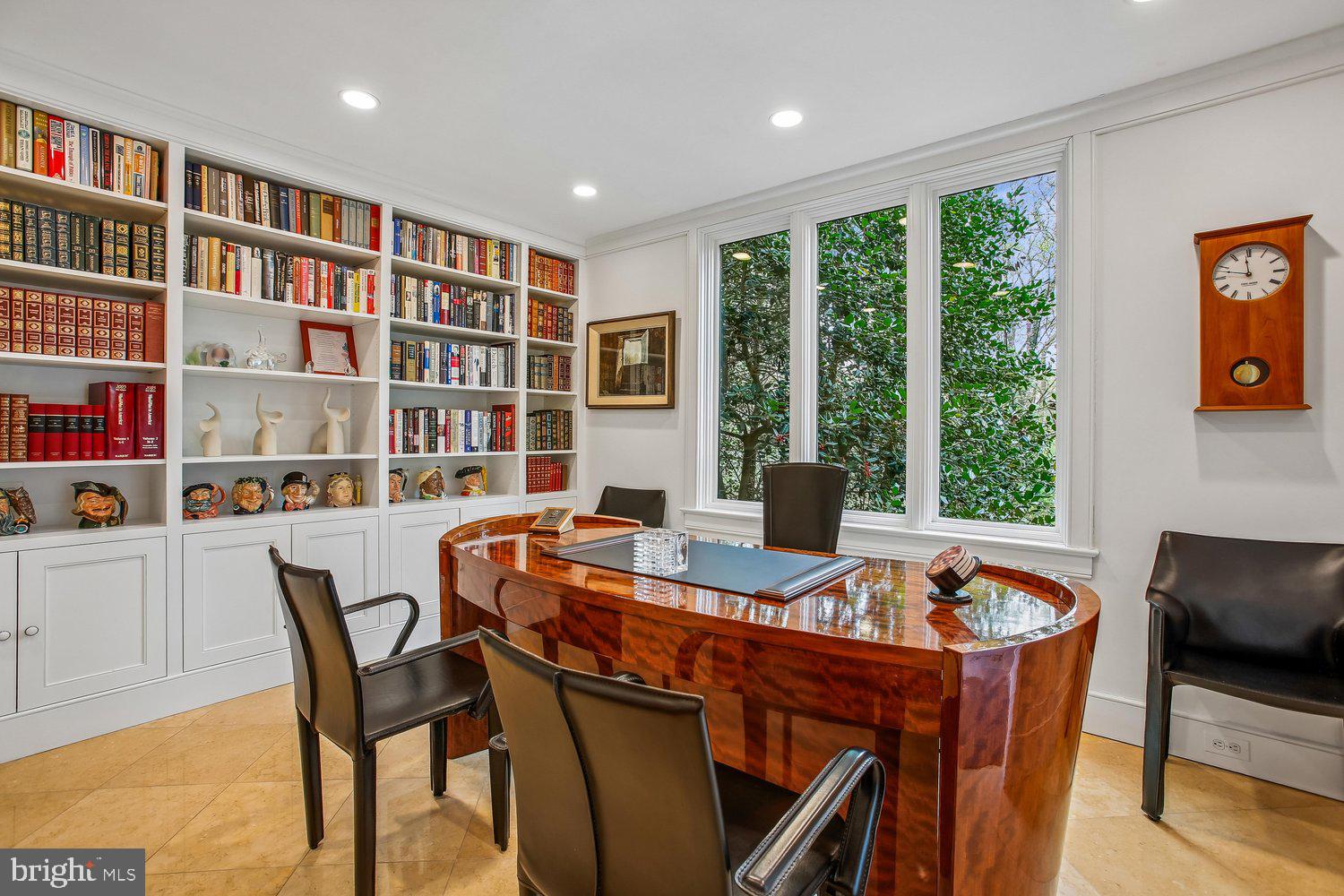 700 Belgrove Road McLean, VA 22101 - Photo 18 of 86 Library-1st floor