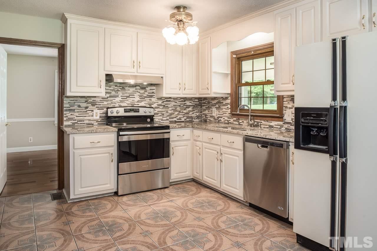 3208 Sparger Road Durham, NC 27705 - Photo 4 of 25 Gallery Image 4