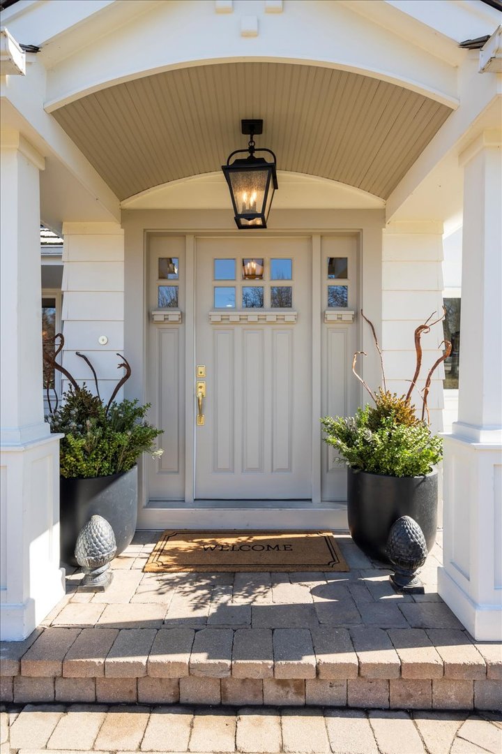 1489 North Sheridan Road Lake Forest, IL 60045 - Photo 3 of 39