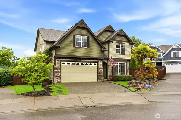 $959,999 | 28302 Southeast 239th Street, Maple Valley, WA 98038