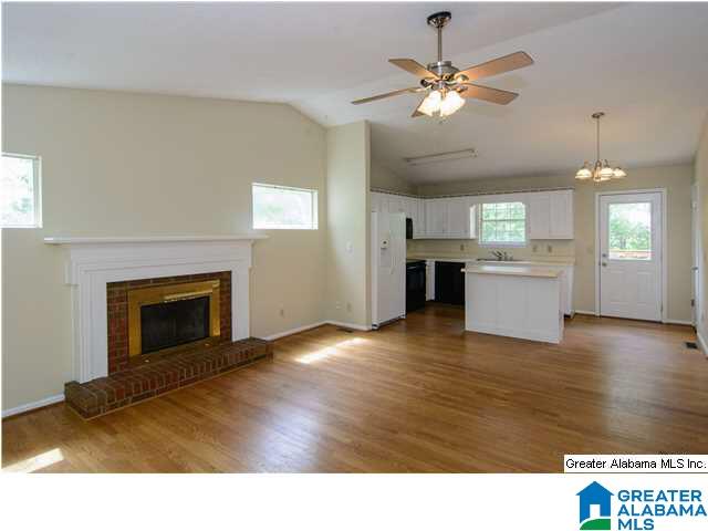 1464 Berry Road Birmingham, AL 35226 - Photo 9 of 32