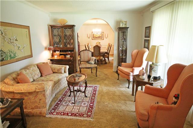 119 Sam Davis Drive Springfield, TN 37172 - Photo 3 of 19 Gallery Image 3