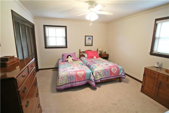 119 Sam Davis Drive Springfield, TN 37172 - Photo 8 of 19 Gallery Image 8