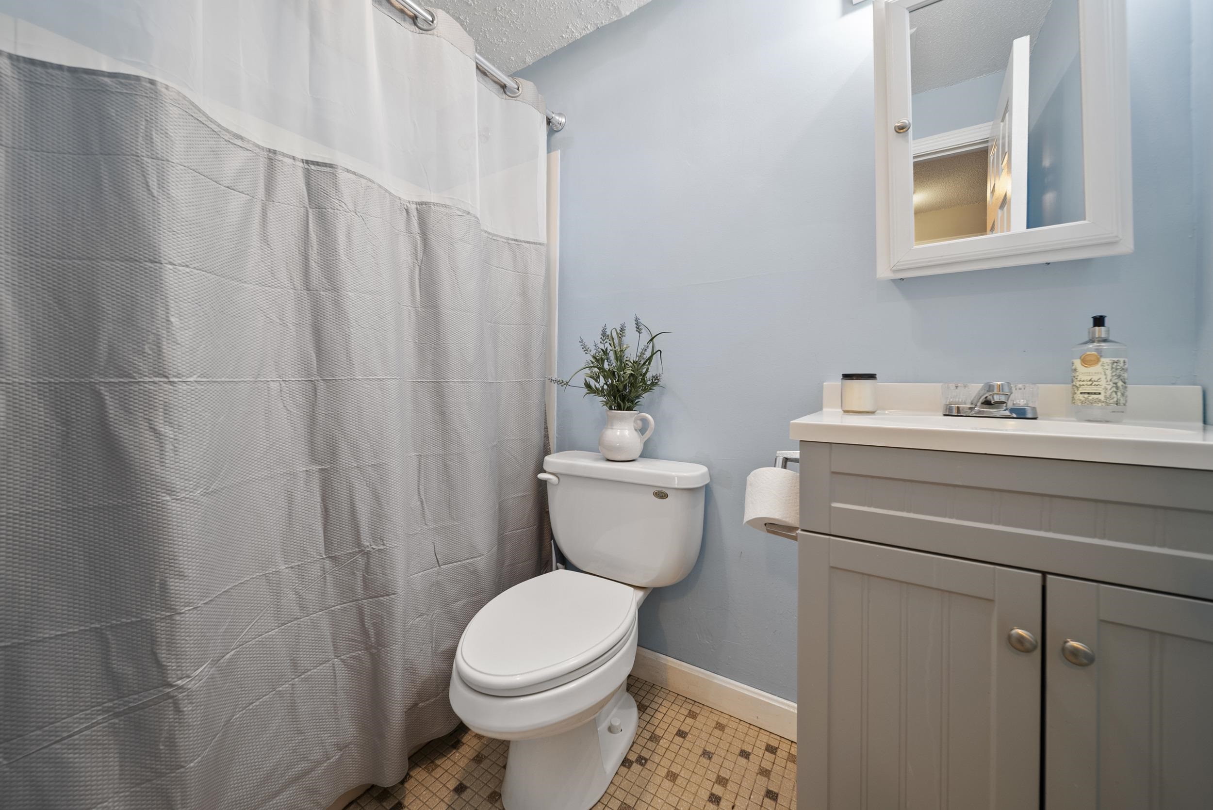 11 Tiffany Road, Unit 3 Salem, NH 03079 - Photo 12 of 28