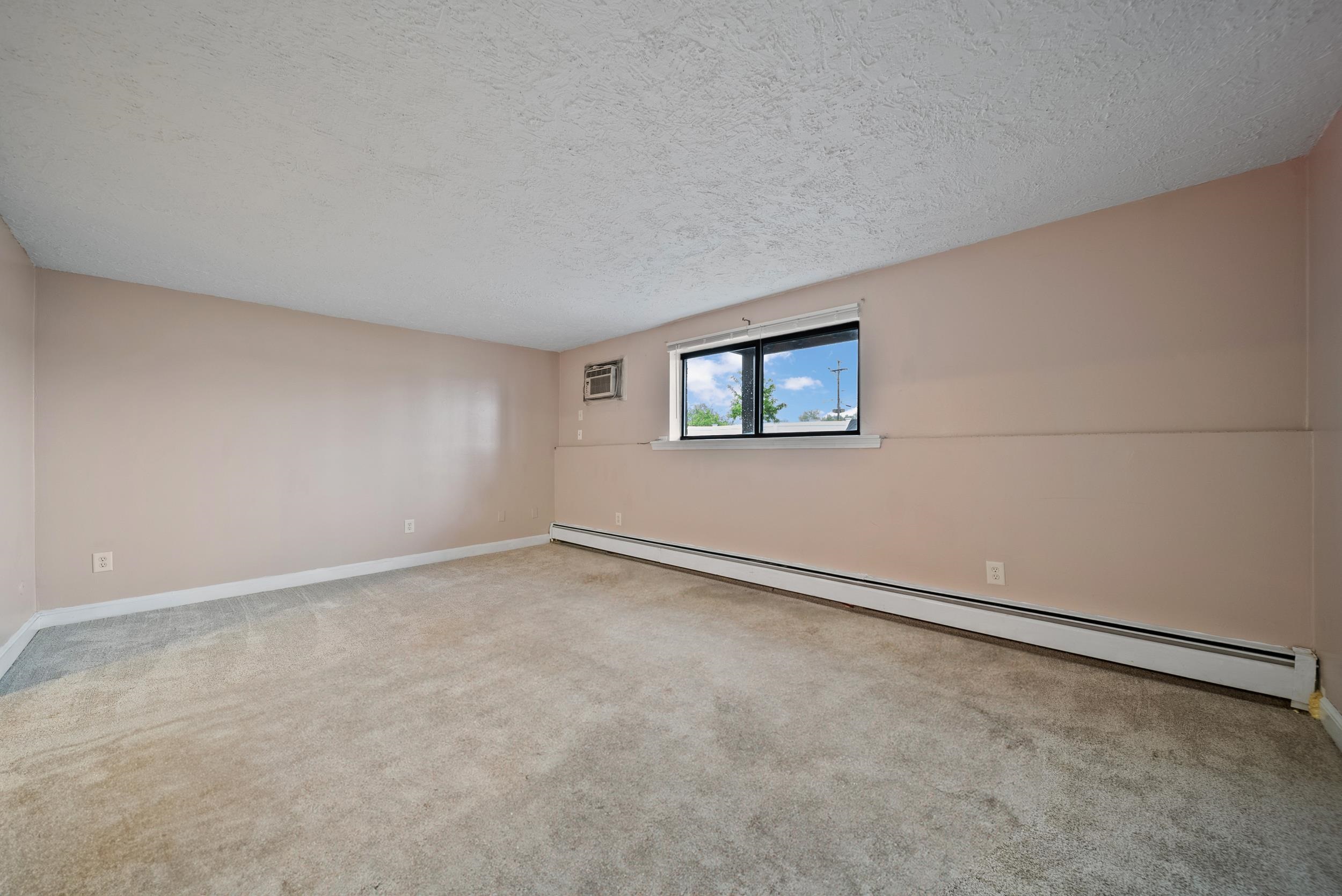 11 Tiffany Road, Unit 3 Salem, NH 03079 - Photo 5 of 28