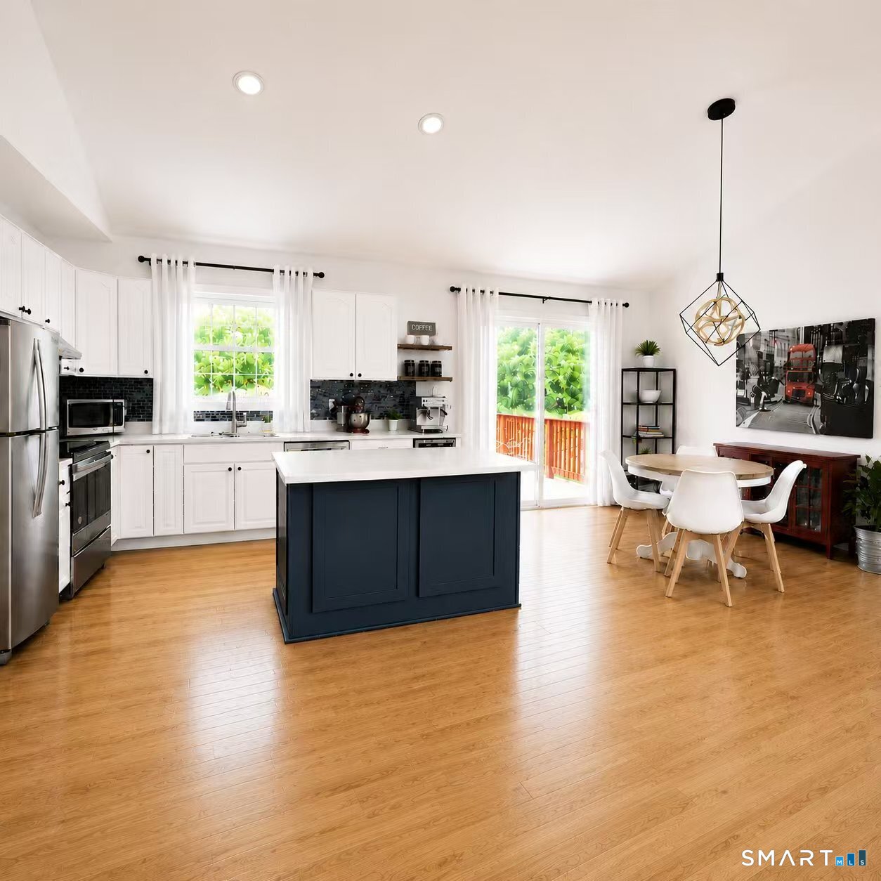 374 Stevenson Road New Haven, CT 06515 - Photo 2 of 14