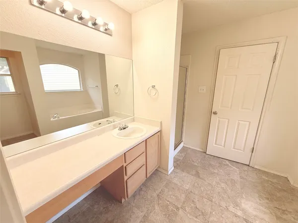 $2,350 | 2009 Mimosa Cove, Round Rock, TX 78664