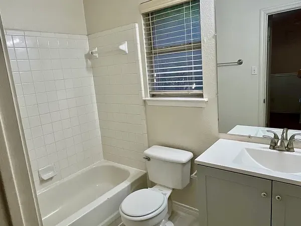 $2,395 | 2009 Mimosa Cove, Round Rock, TX 78664