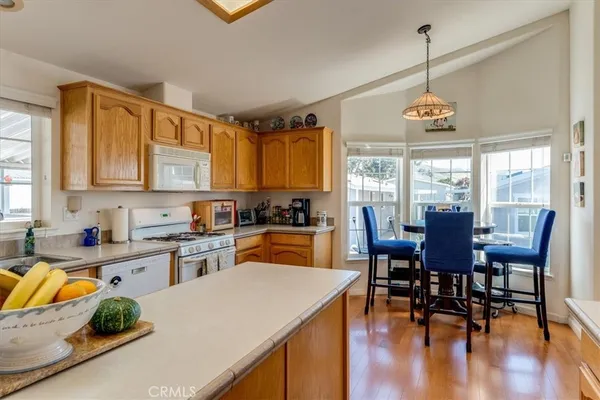 $383,900 | 3395 South Higuera Street, Unit 4, San Luis Obispo, CA 93401