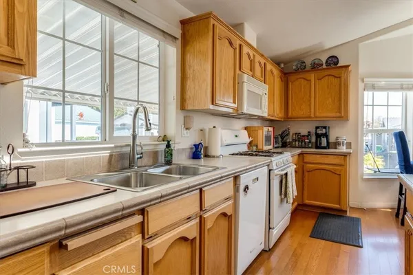 $383,900 | 3395 South Higuera Street, Unit 4, San Luis Obispo, CA 93401