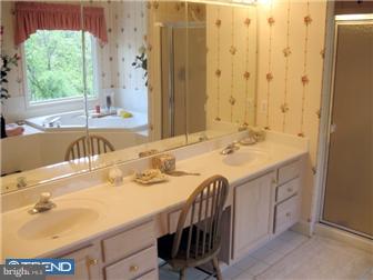 407 Chairville Road Southampton, NJ 08088 - Photo 7 of 8