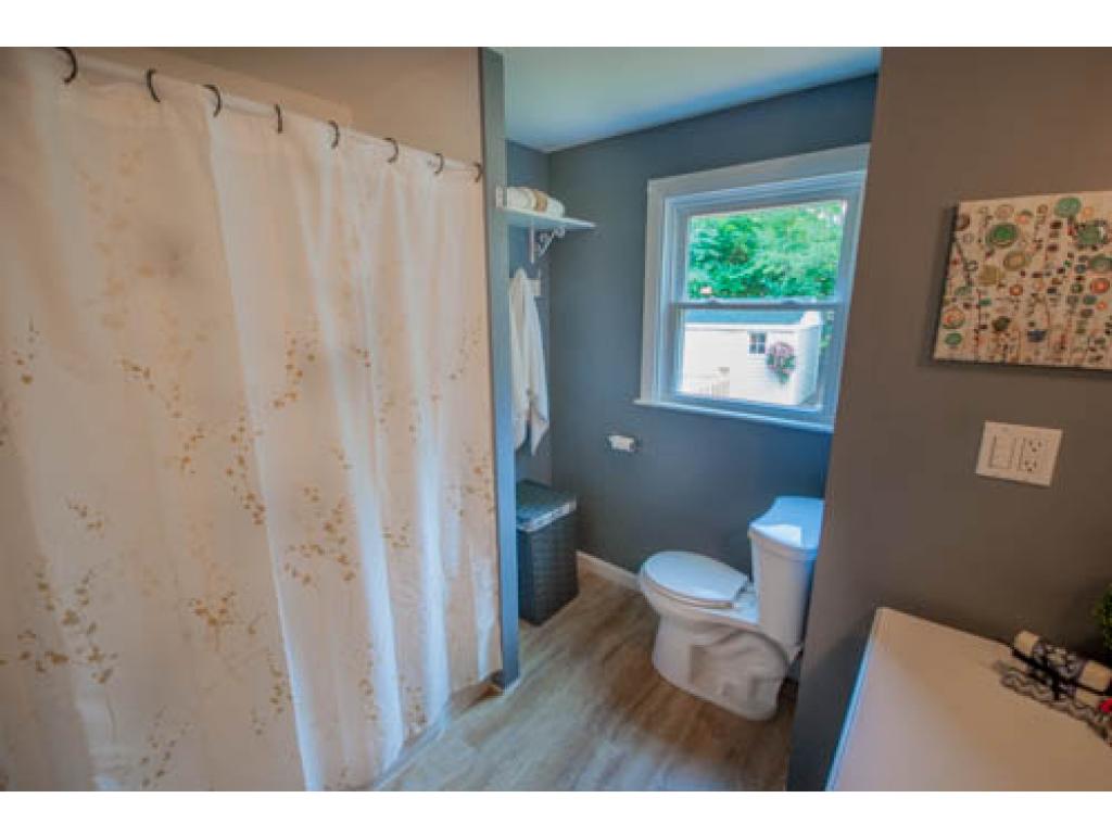 20 Strafford Road Dover, NH 03820 - Photo 18 of 29 Gallery Image 18