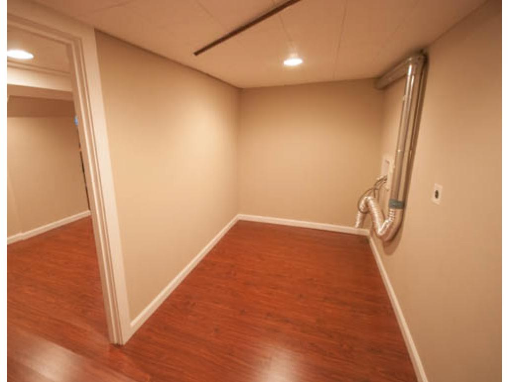 20 Strafford Road Dover, NH 03820 - Photo 24 of 29 Gallery Image 24
