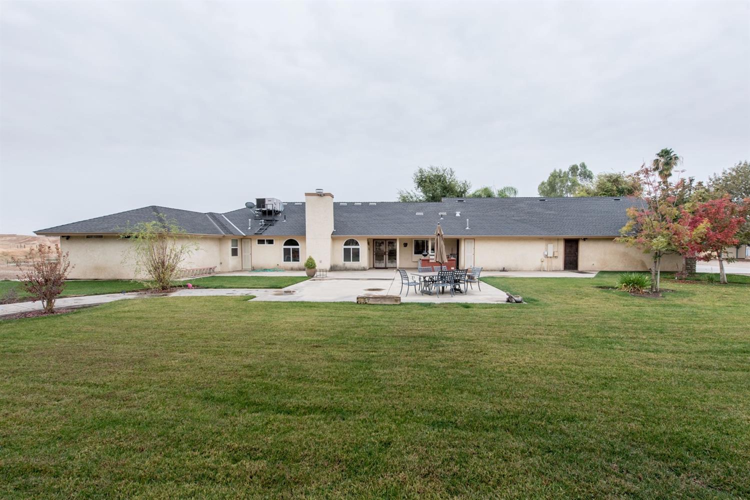 15725 Watts Valley Road Sanger, CA 93657 - Photo 9 of 41 Gallery Image 9