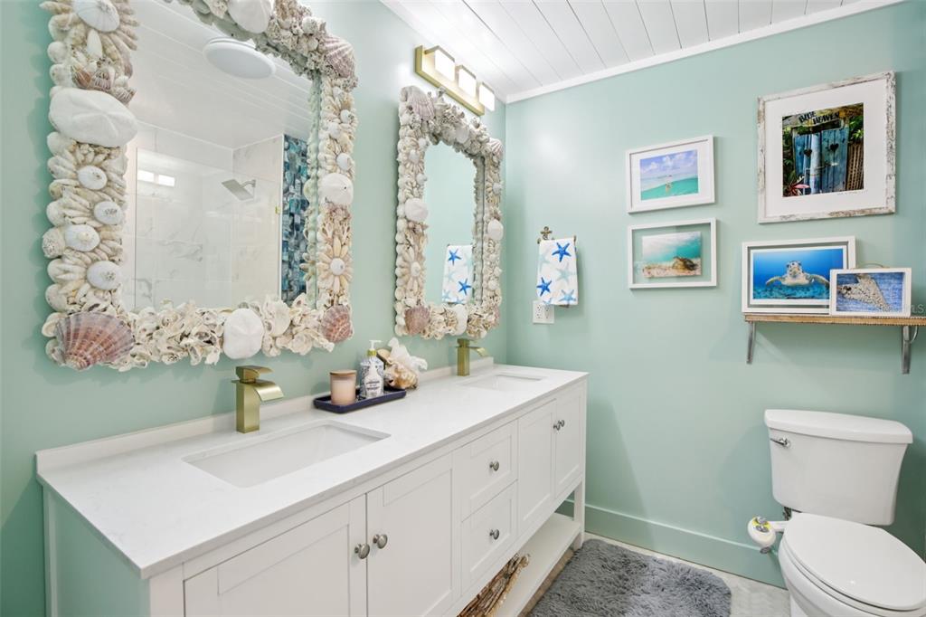 613 Buttonwood Drive Longboat Key, FL 34228 - Photo 13 of 48