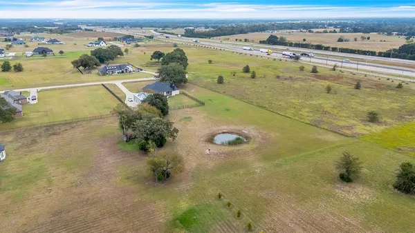 $670,000 | 2044 Eastfield Drive, Wills Point, TX 75169
