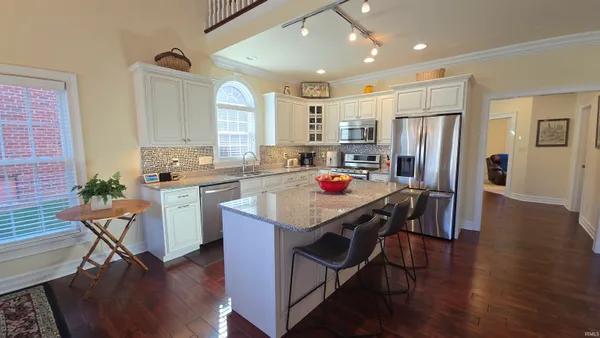 $525,000 | 5125 Primrose Court, Newburgh, IN 47630